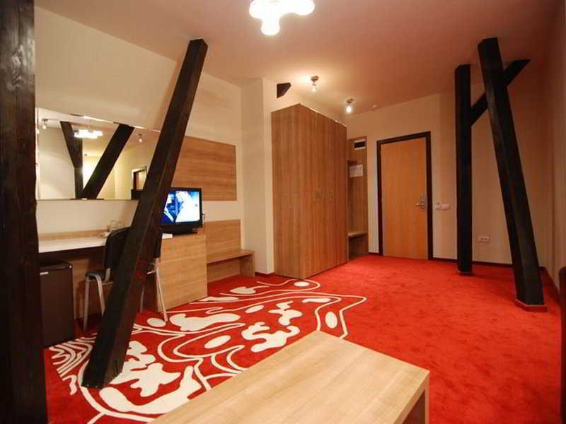 Hotel Ave Lux Sacele Exterior photo